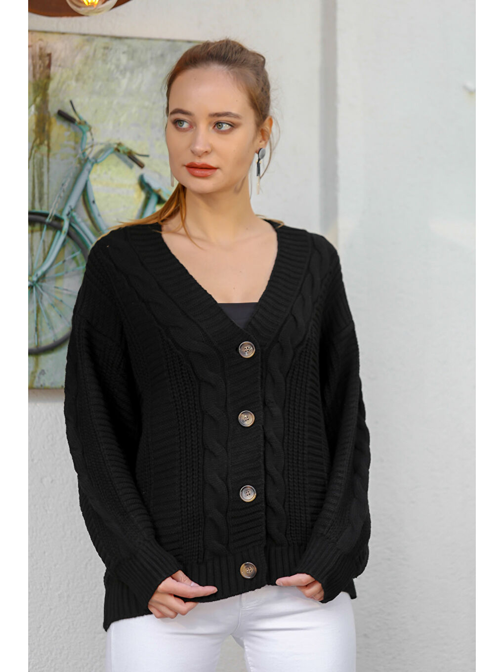 Kadın Siyah Saç Örgü Desenli Kemik Düğmeli Retro Triko Hırka M10010900HR99517-2