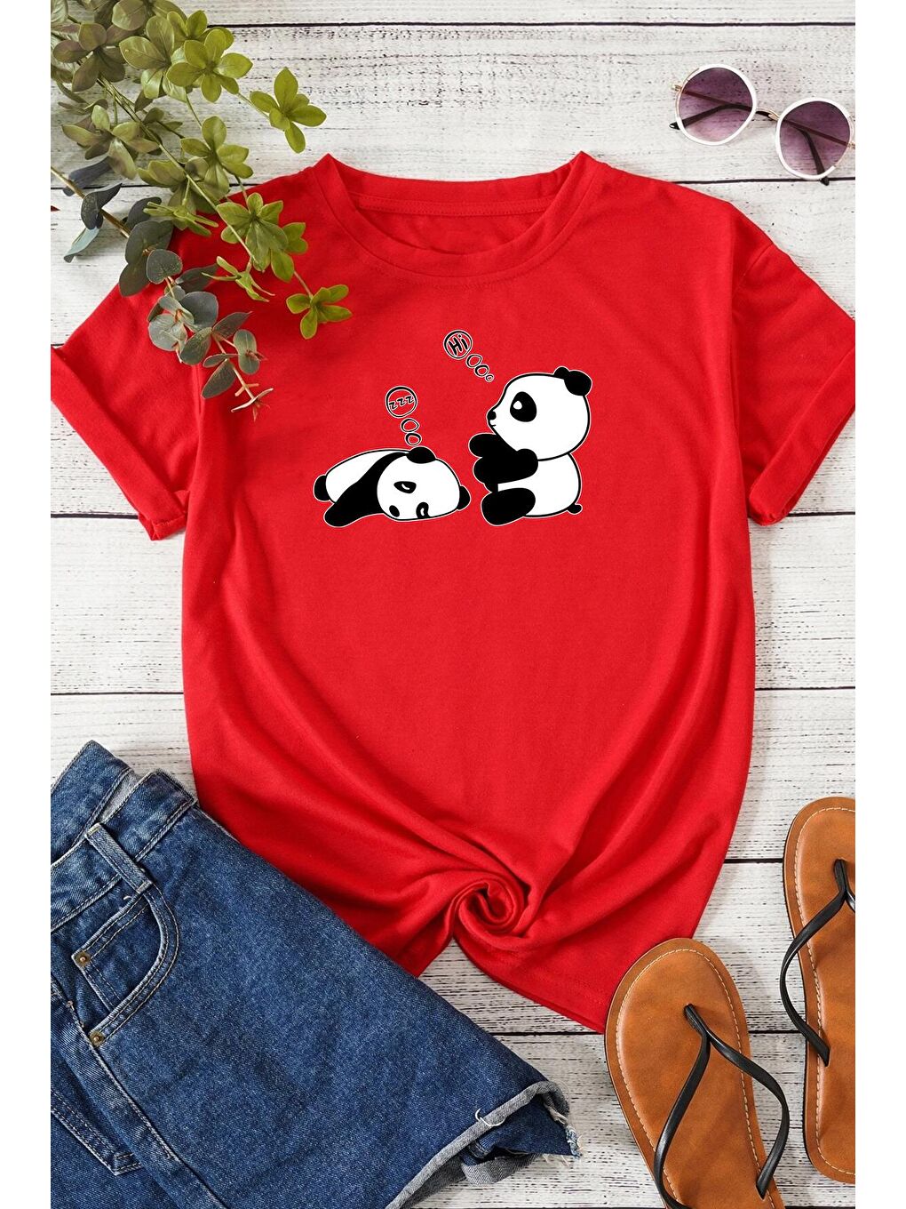 uyguntarz Kırmızı Unisex Uykucu Panda Baskılı Tasarım Tshirt