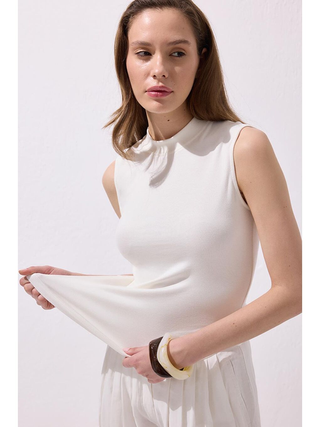 Sıfır Kol Elastanlı Pamuk Bady Ekru-1