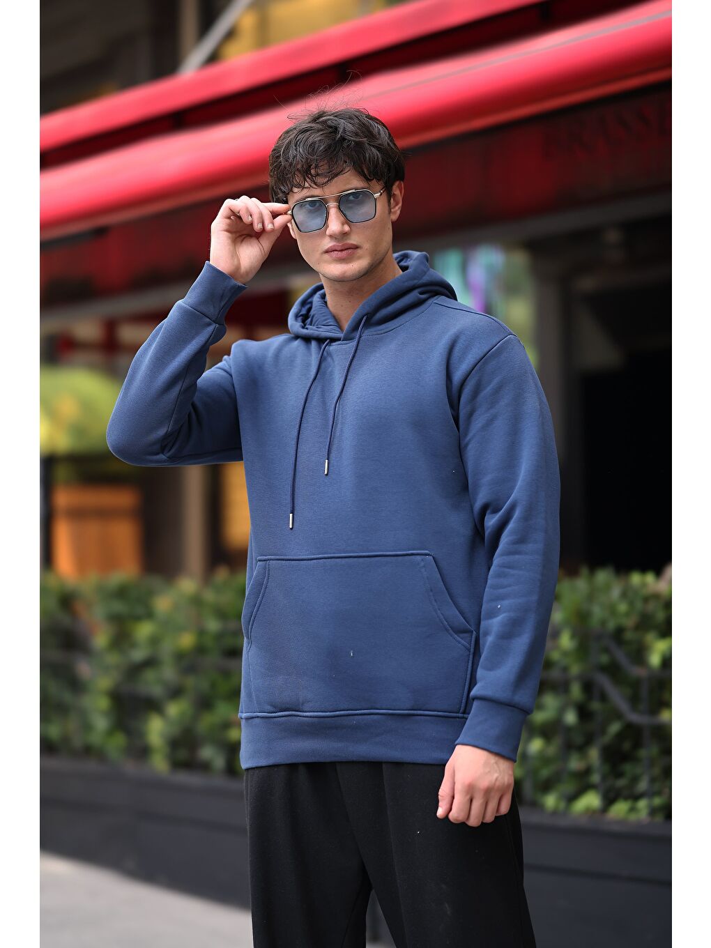 comstar Lacivert Üç İplik Şardonlu Kanguru Cep Sweatshirt