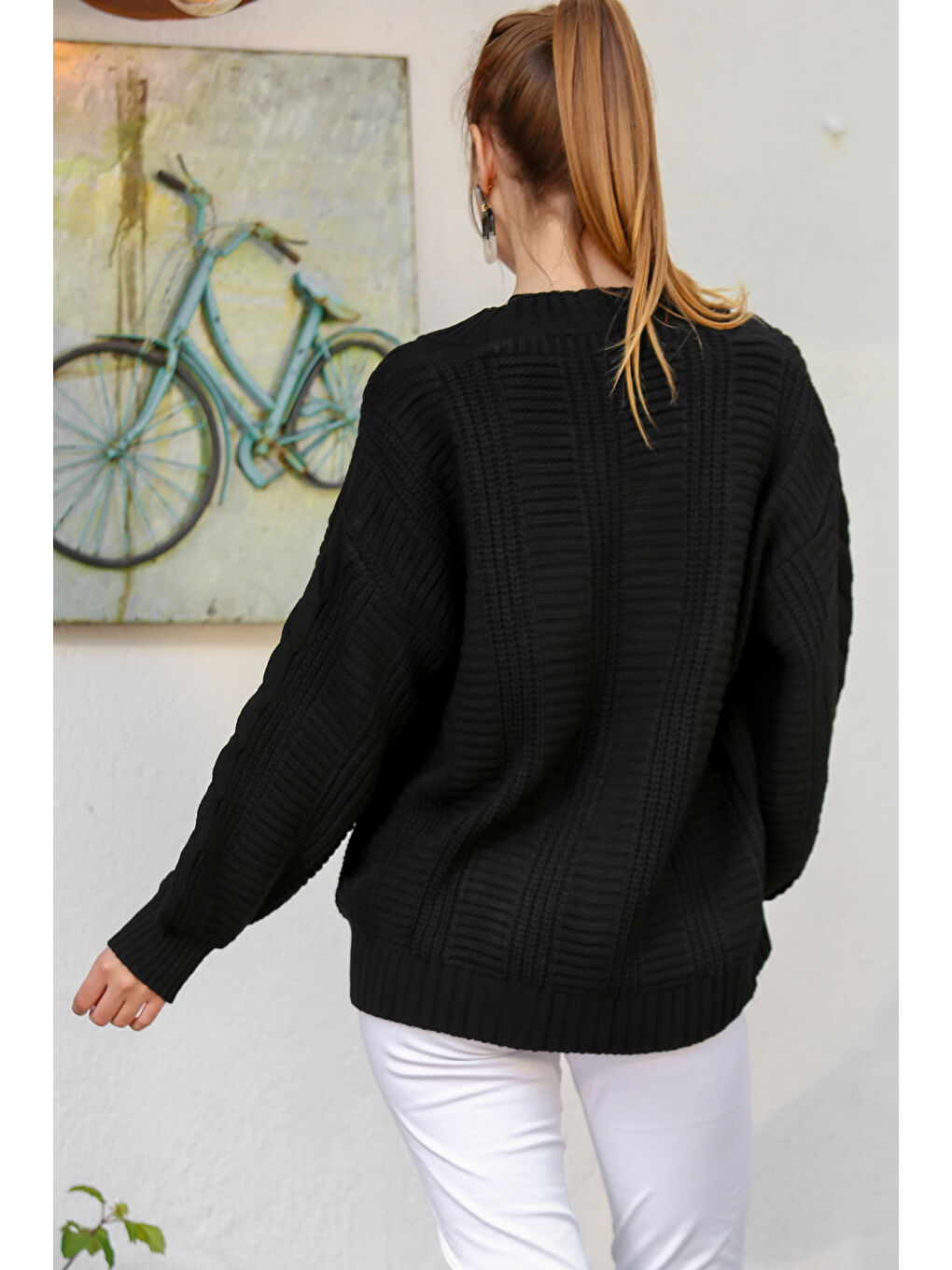 Kadın Siyah Saç Örgü Desenli Kemik Düğmeli Retro Triko Hırka M10010900HR99517-5