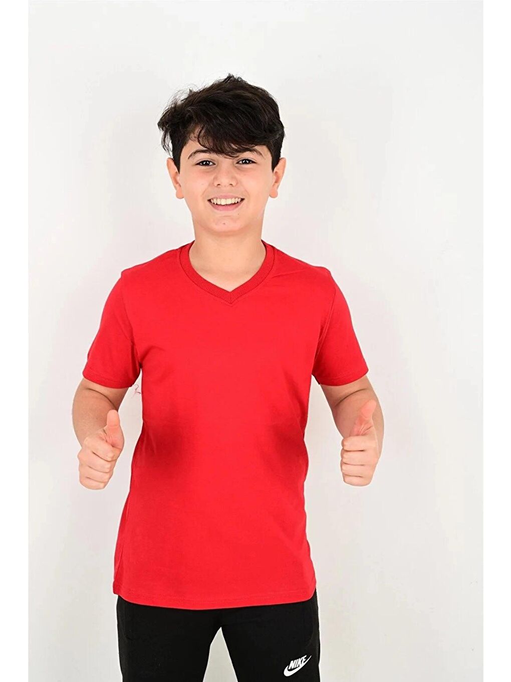 Kırmızı V Yaka Baskısız Düz Tişört 6731-2