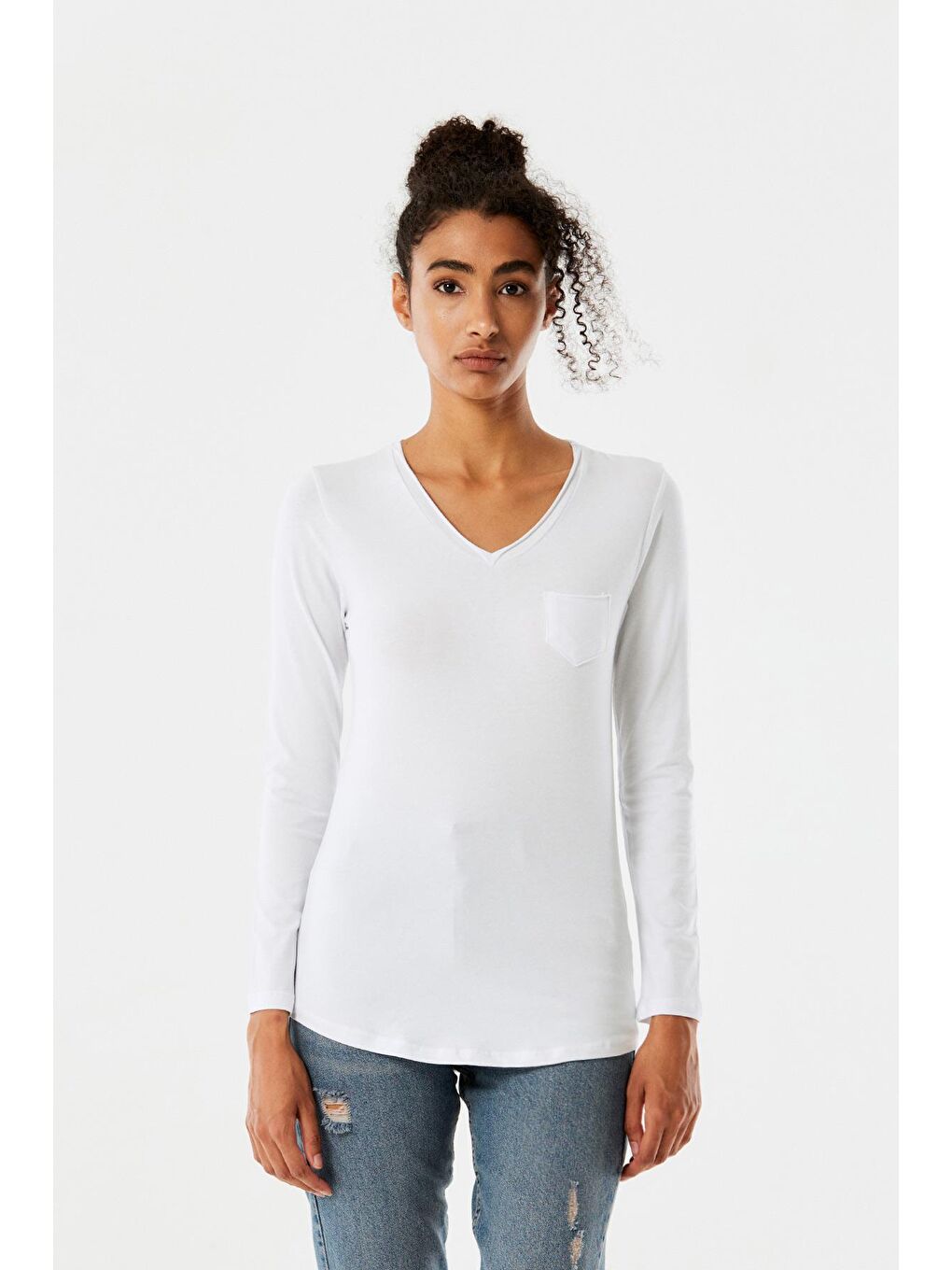 Beyaz V Yaka Cep Detaylı Basic Body-2