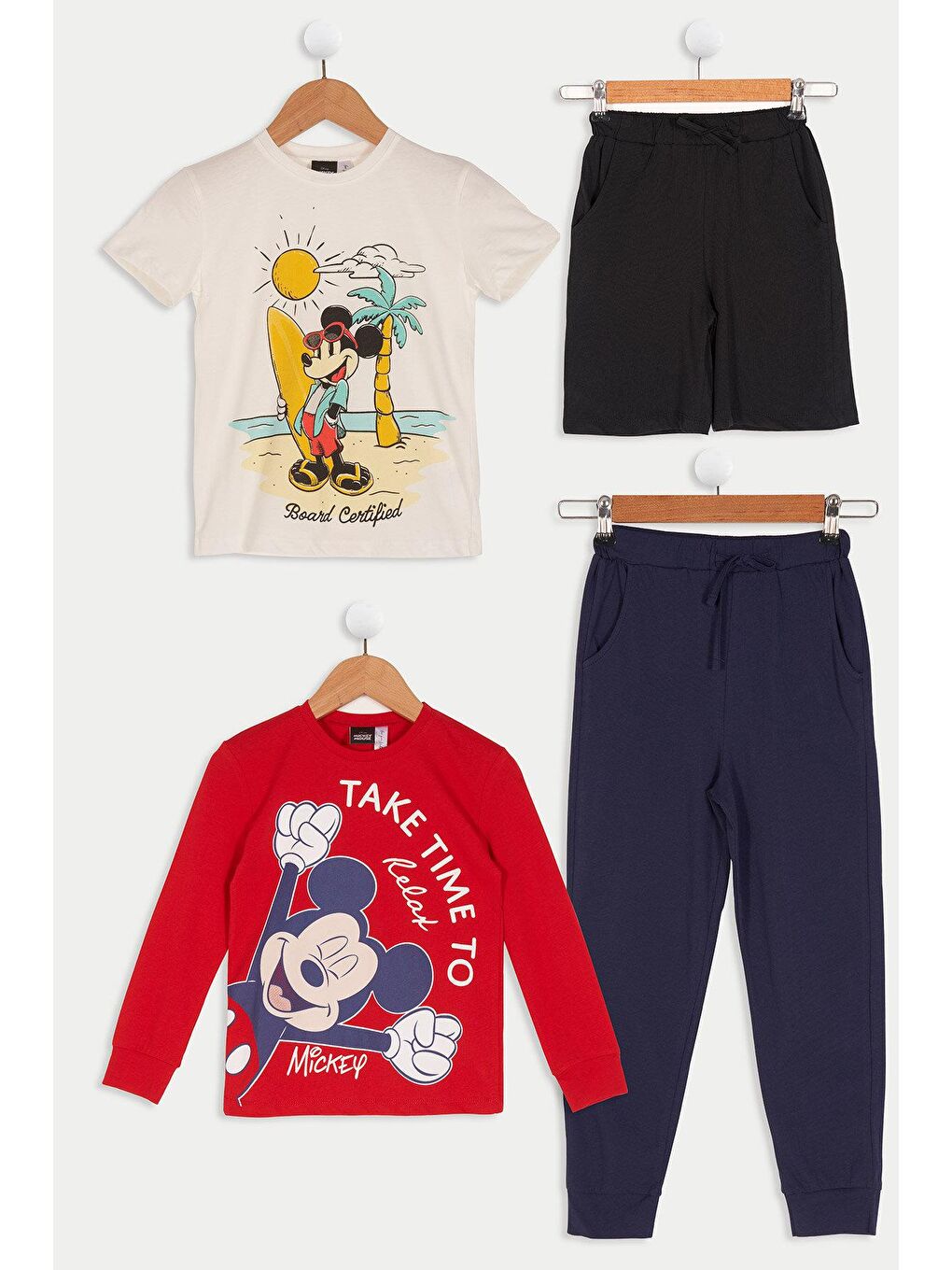 Kırmızı 4'lü Mickey Mouse Baskılı Tişört Şort Pantolon Takım