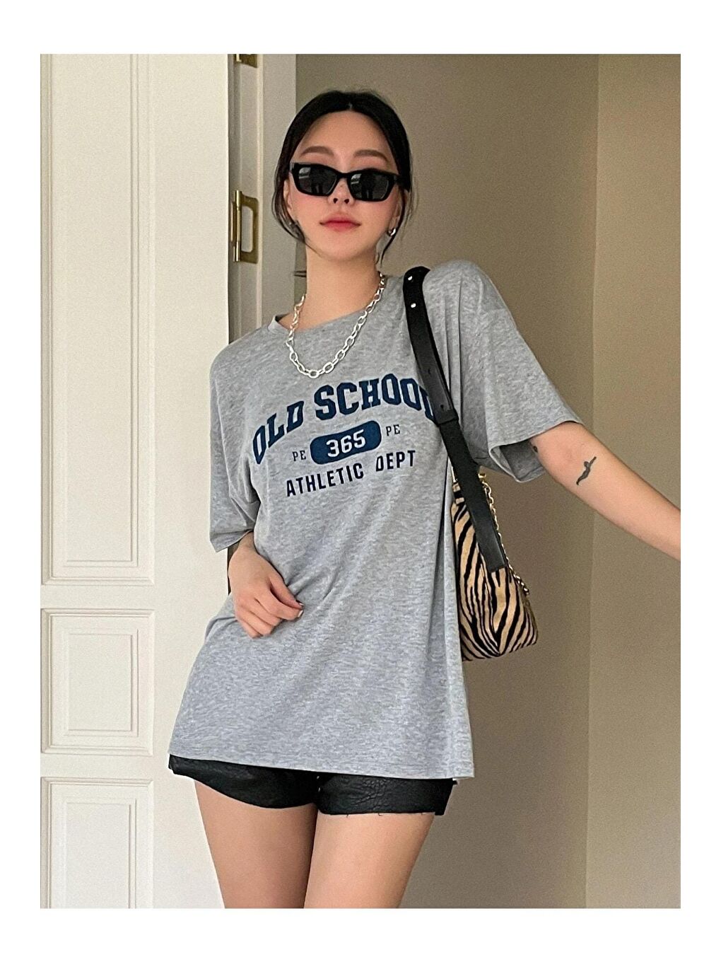 Trendseninle Gri Kadın Gri Old Scholl 365 Baskılı Oversize Tişört - 4