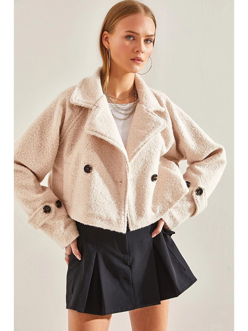 Ekru Kadın Kısa Kruvaze Buklet Ceket 2387 60101001