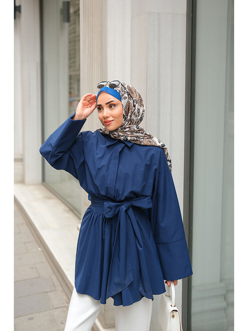 Kadın Uzun Kuşaklı Gömlek Lacivert-1