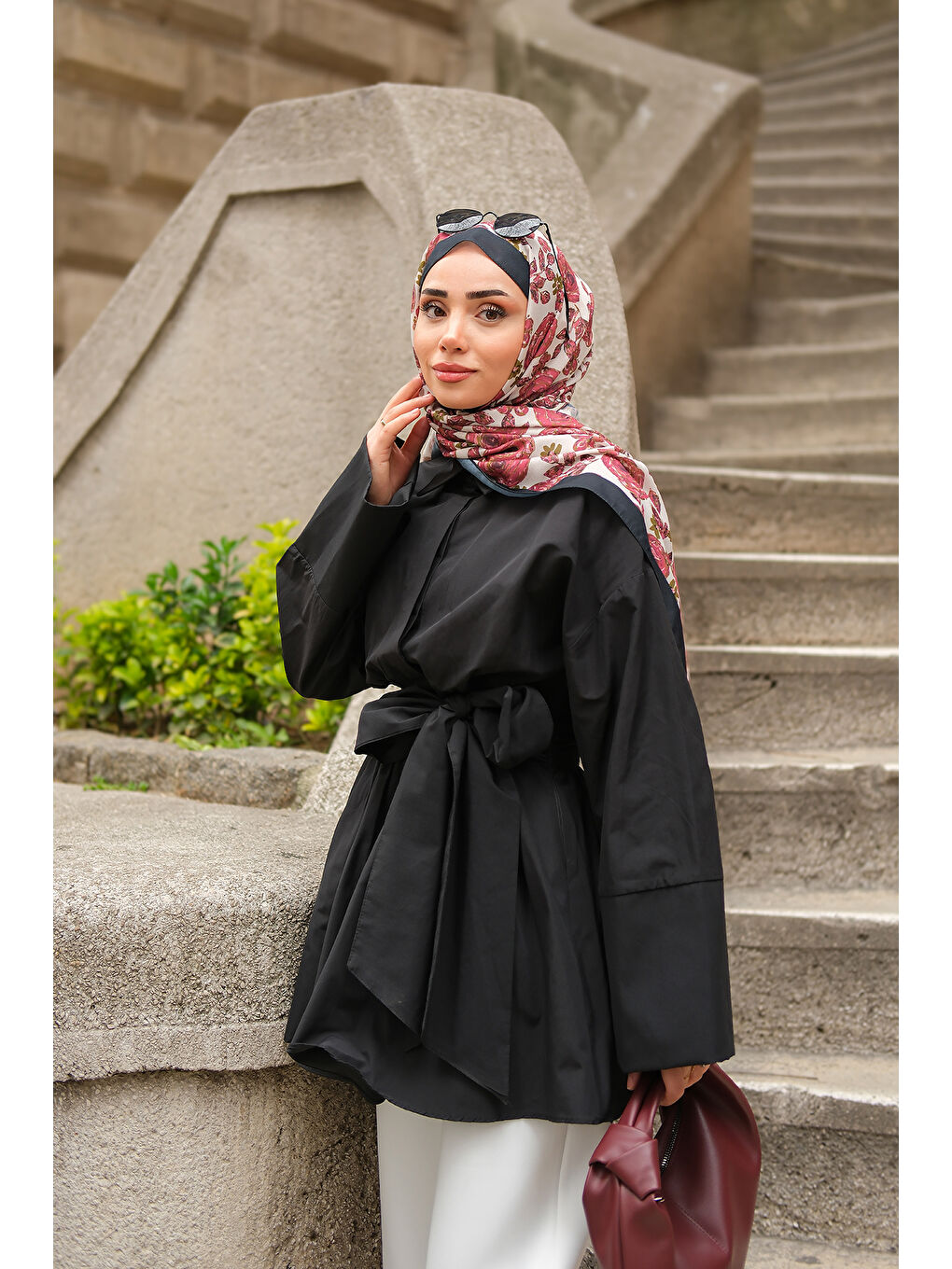 Kadın Uzun Kuşaklı Gömlek Siyah-3