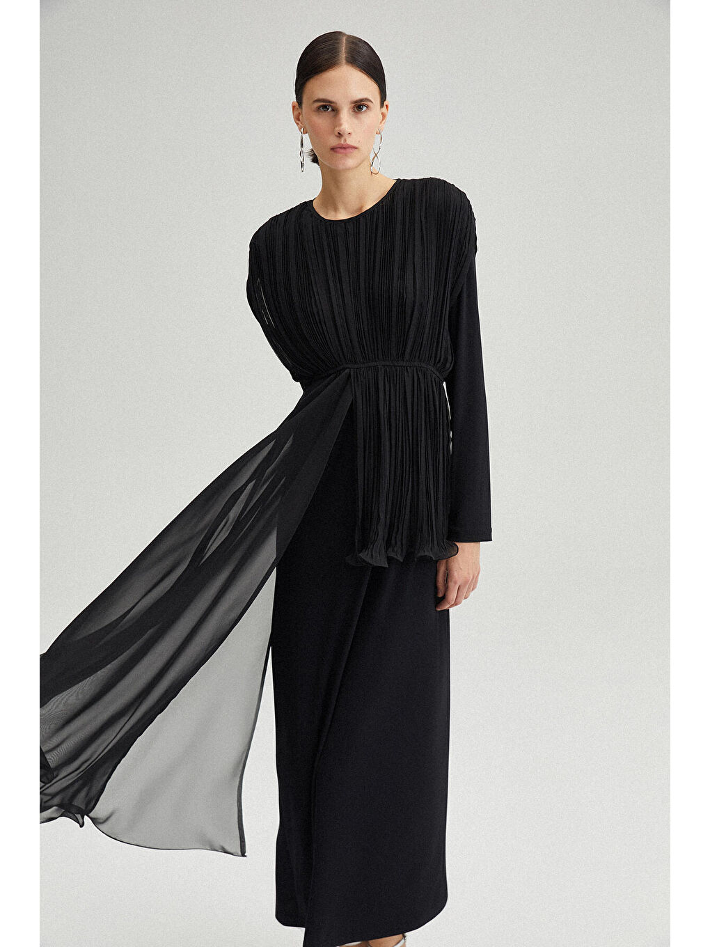 Siyah ASİMETRİK PİLİSELİ ŞİFON TUNİK-2