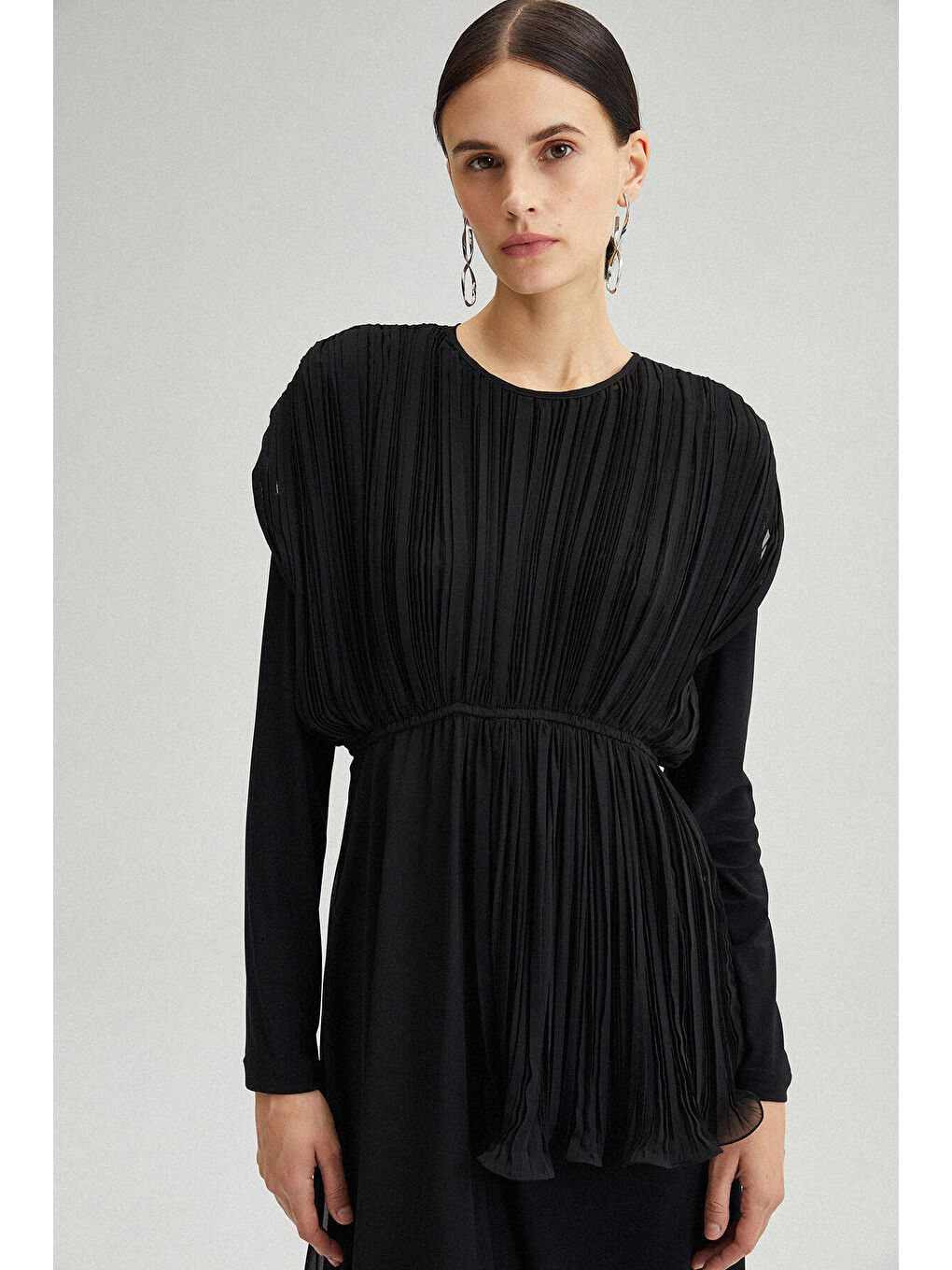 Siyah ASİMETRİK PİLİSELİ ŞİFON TUNİK-3