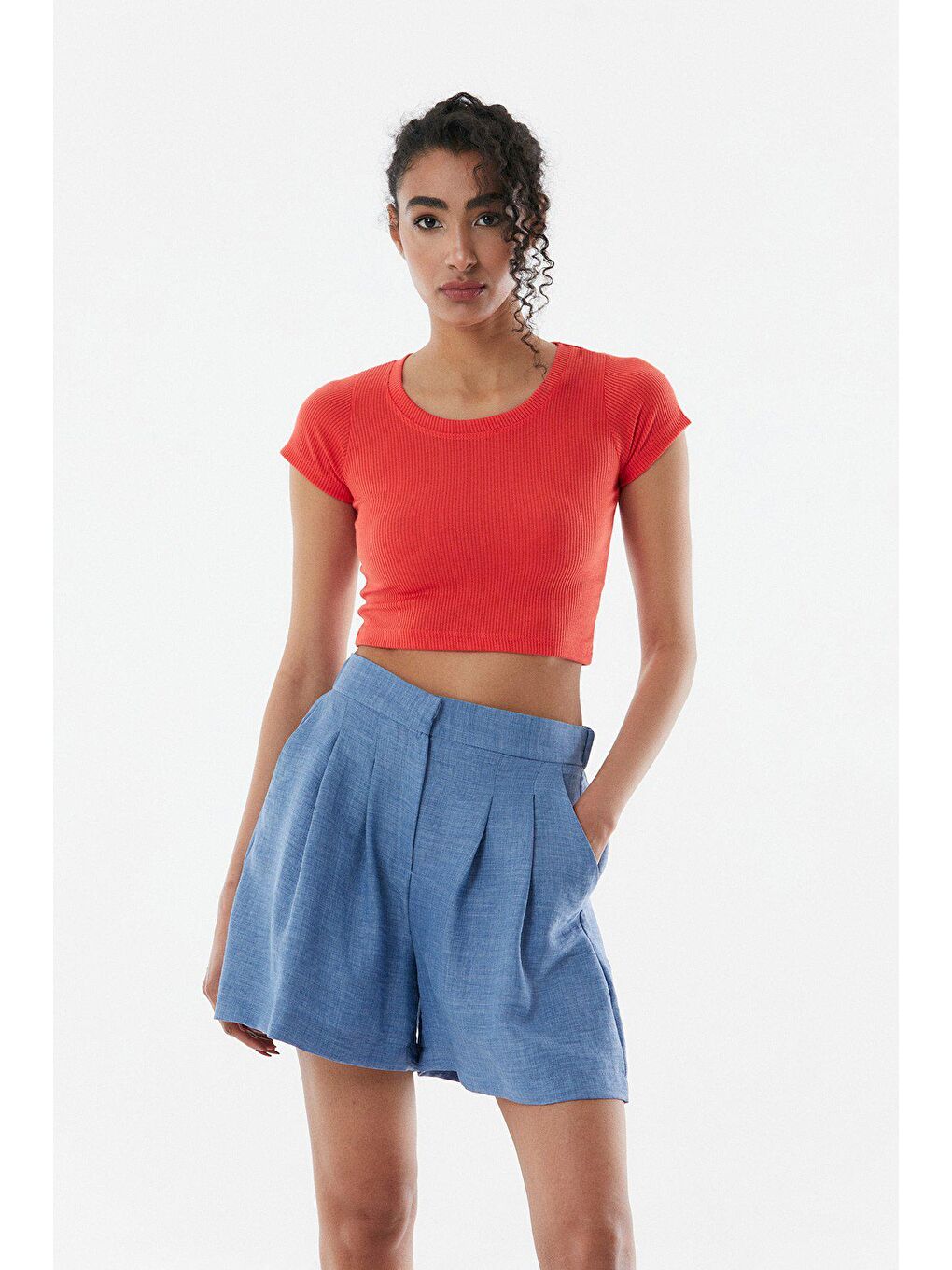 Mercan Fitilli Bisiklet Yaka Crop Body