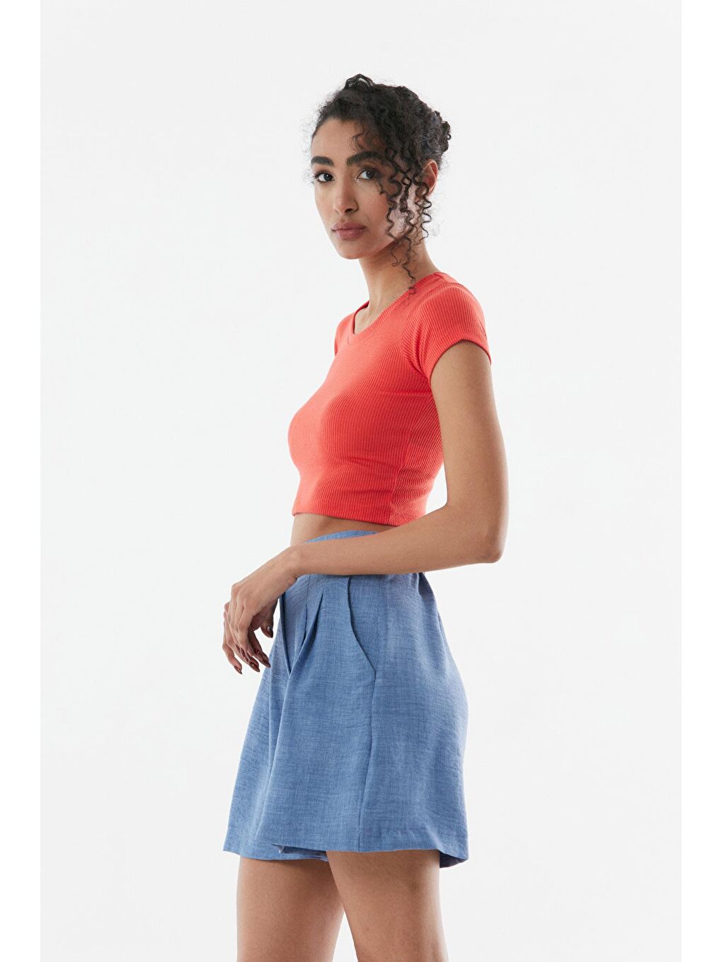 Mercan Fitilli Bisiklet Yaka Crop Body-1