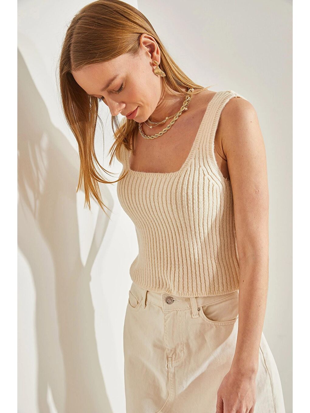 Bej Kadın Askılı Triko Bluz-1