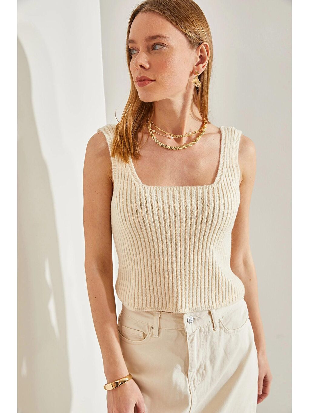 Bej Kadın Askılı Triko Bluz-2