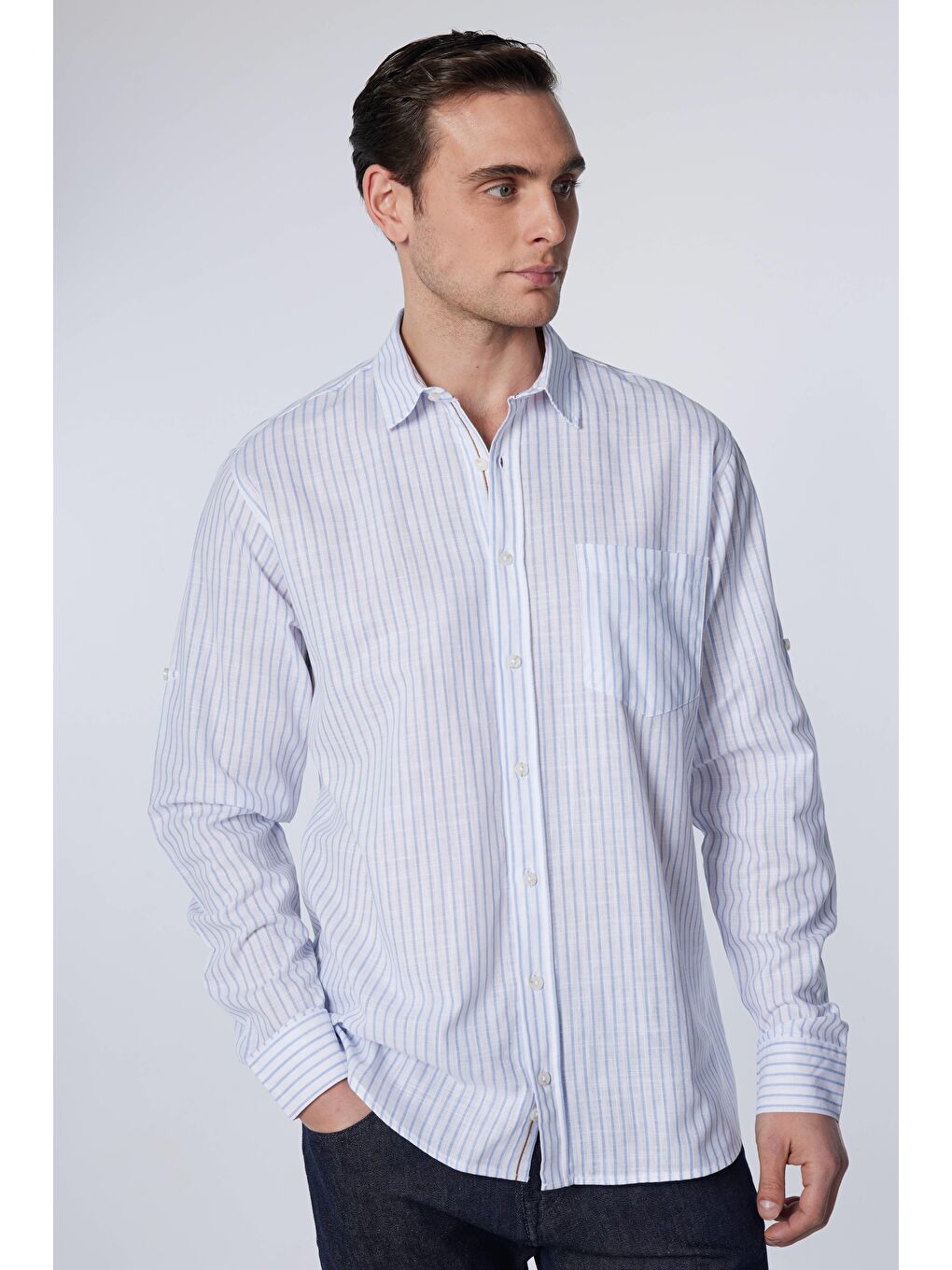 Erkek Regular Fit Klasik Kesim %100 Pamuk Keten Doku Tek Cepli Çizgili Beyaz Gömlek-1
