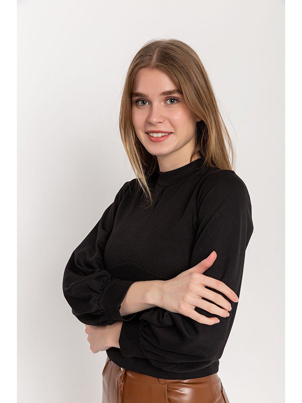 Siyah Damla Balon Kol Krep Bluz-1