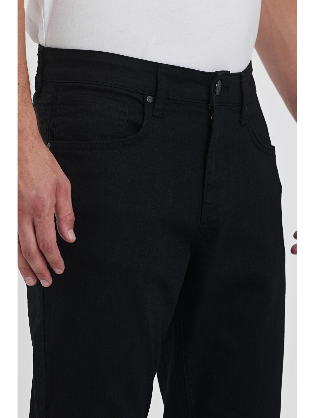 Siyah Montana 135  Regular Fıt Denim Jean Pantolon 1557-2