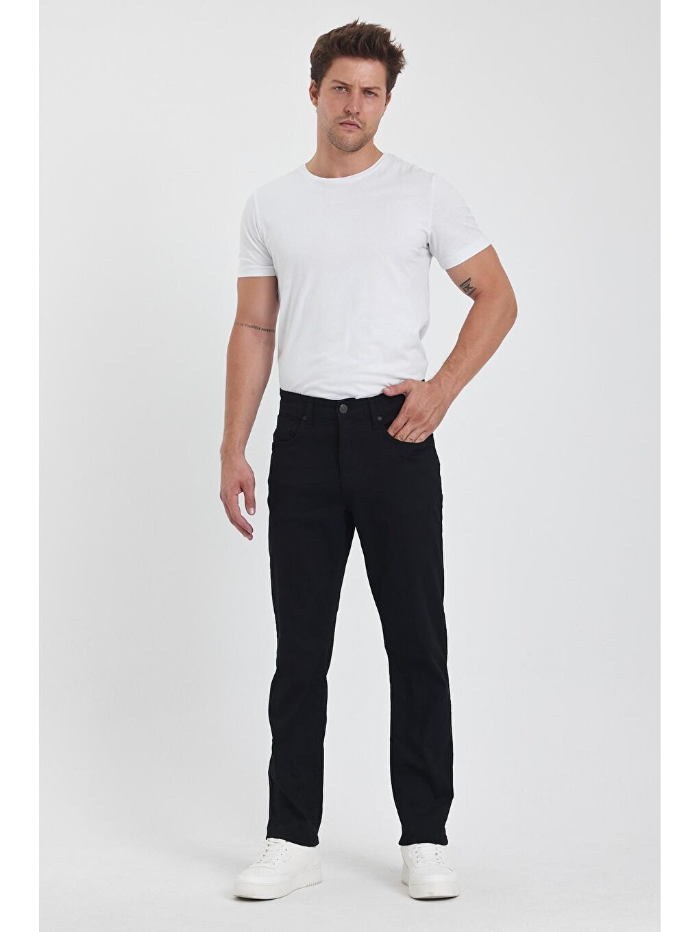 Siyah Montana 135  Regular Fıt Denim Jean Pantolon 1557-4