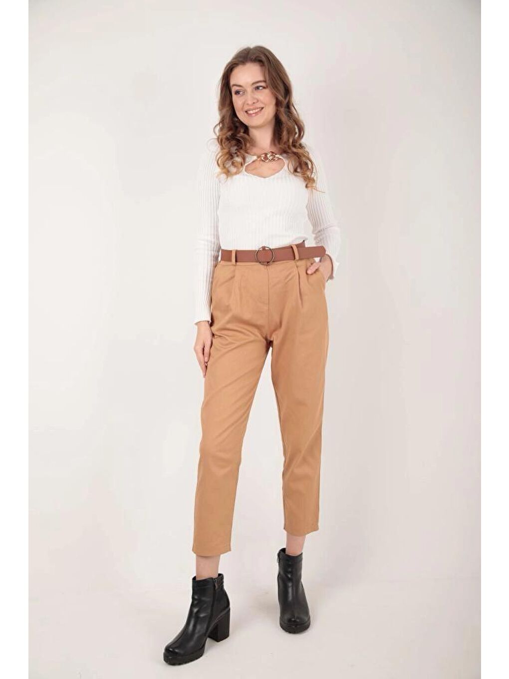 Stil Diva Camel Gabardin Dar Paça Cepli Kemerli Fermuarlı Bilek Boy Pantolon 5040