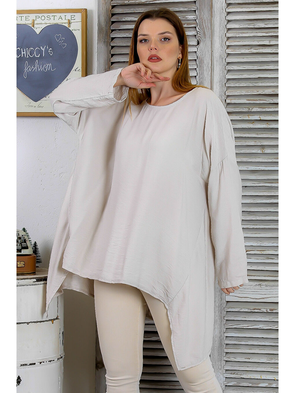 İtalyan Bej Yuvarlak Yaka Uzun Kol Casual Keten Karışımlı Asimetrik Örme Tunik-1