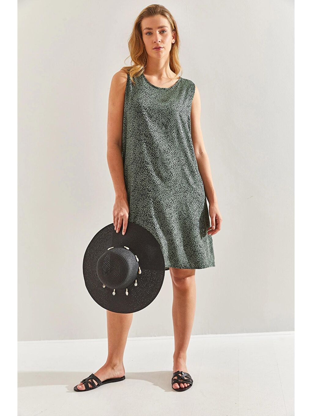 Yeşil Kadın Desenli Viskon Elbise 60171041-1