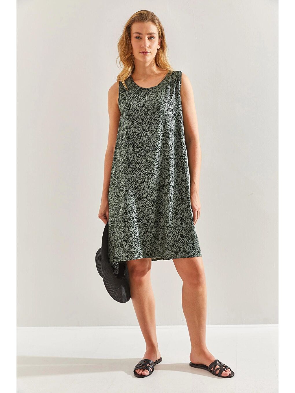 Yeşil Kadın Desenli Viskon Elbise 60171041-2