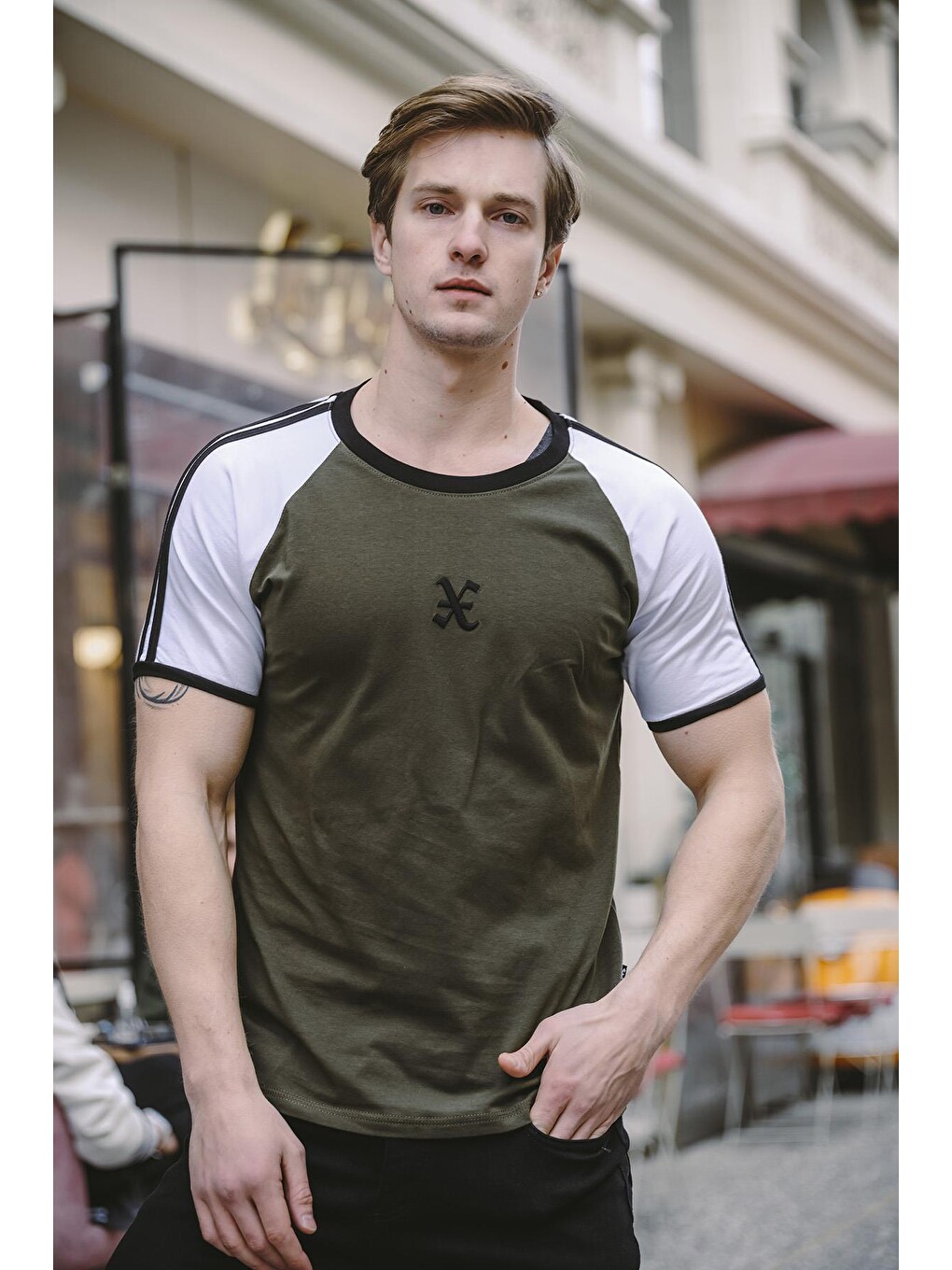 Haki Slim Fit Elastanlı Omuz Şeritli Erkek Tişört