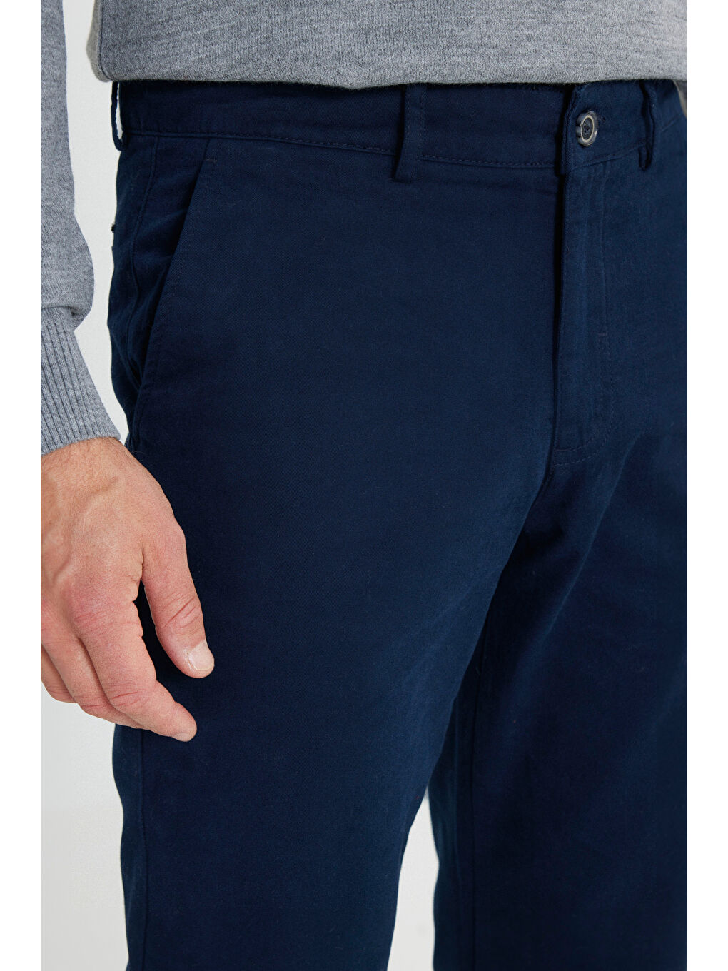 Erkek Lacivert %100 Pamuk Comfort Fit Rahat Kesim Yan Cepli Pantolon-3