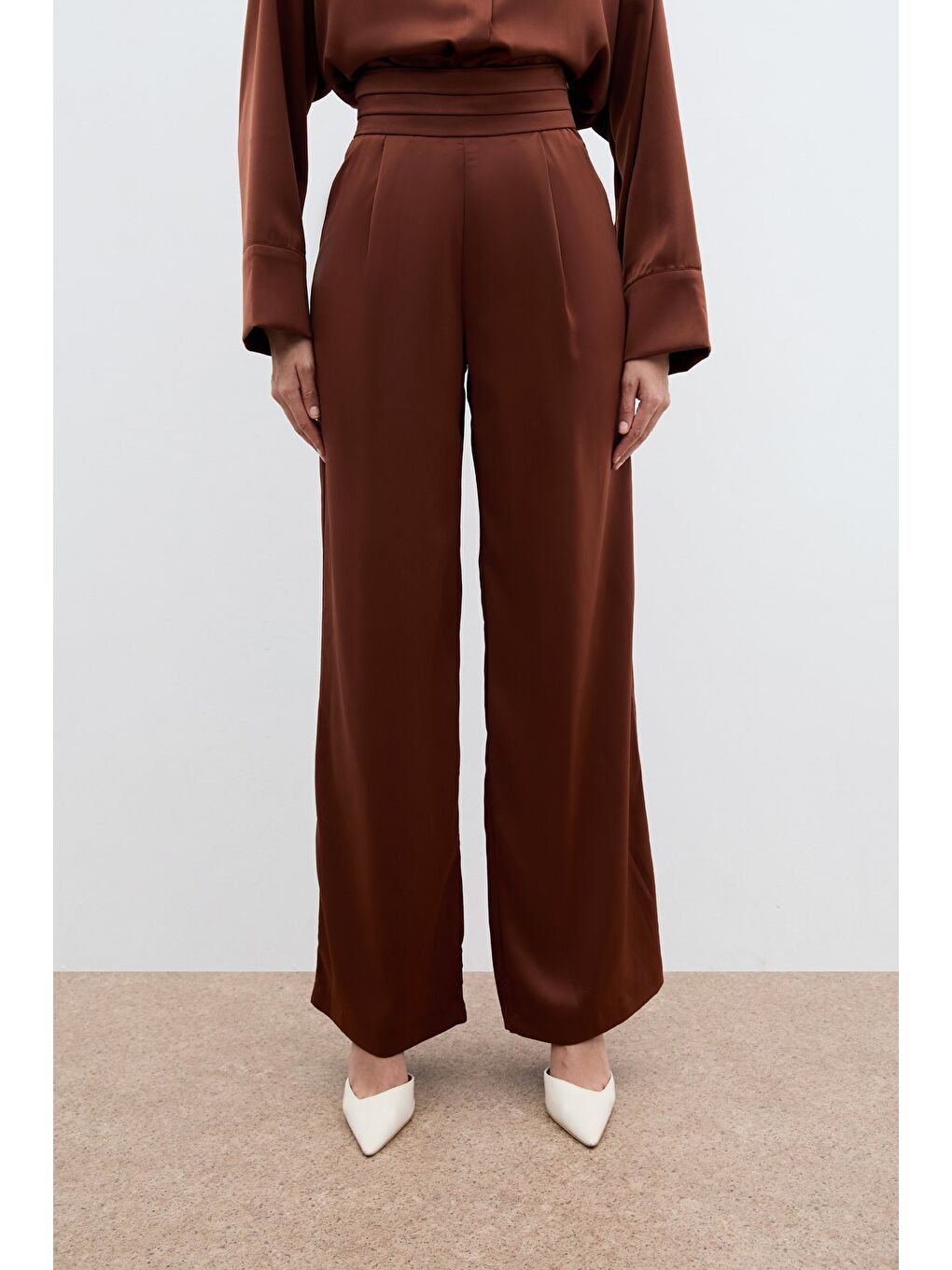 Kahverengi Cepli Salaş Saten Pantolon - Kahve-4