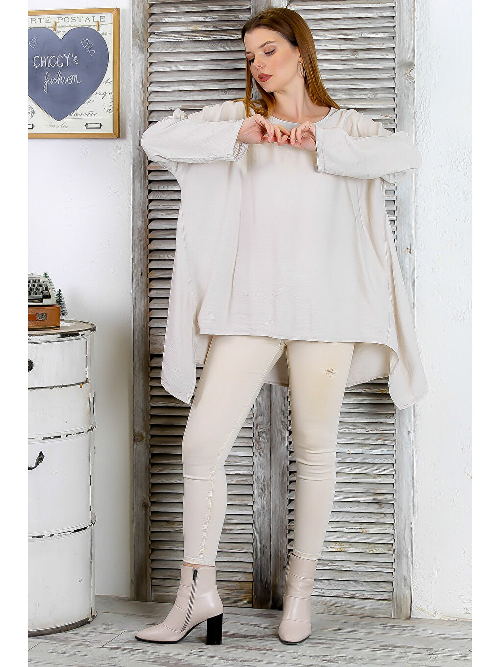 İtalyan Bej Yuvarlak Yaka Uzun Kol Casual Keten Karışımlı Asimetrik Örme Tunik-6