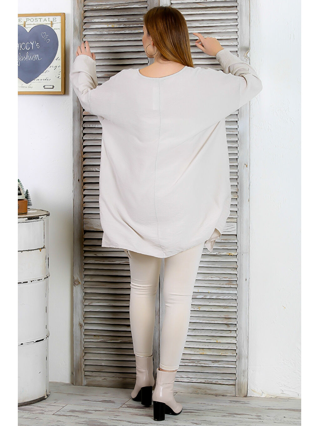 İtalyan Bej Yuvarlak Yaka Uzun Kol Casual Keten Karışımlı Asimetrik Örme Tunik-7