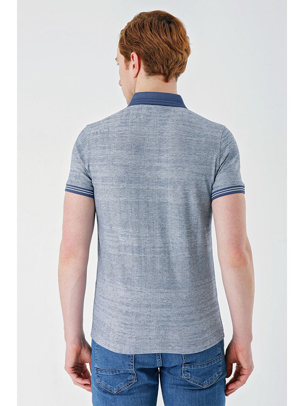 İndigo Mavi Desenli Jakarlı Düğmeli Yaka Cepli Casual Slim Fit Dar Kesim Tişört 1011240174-5