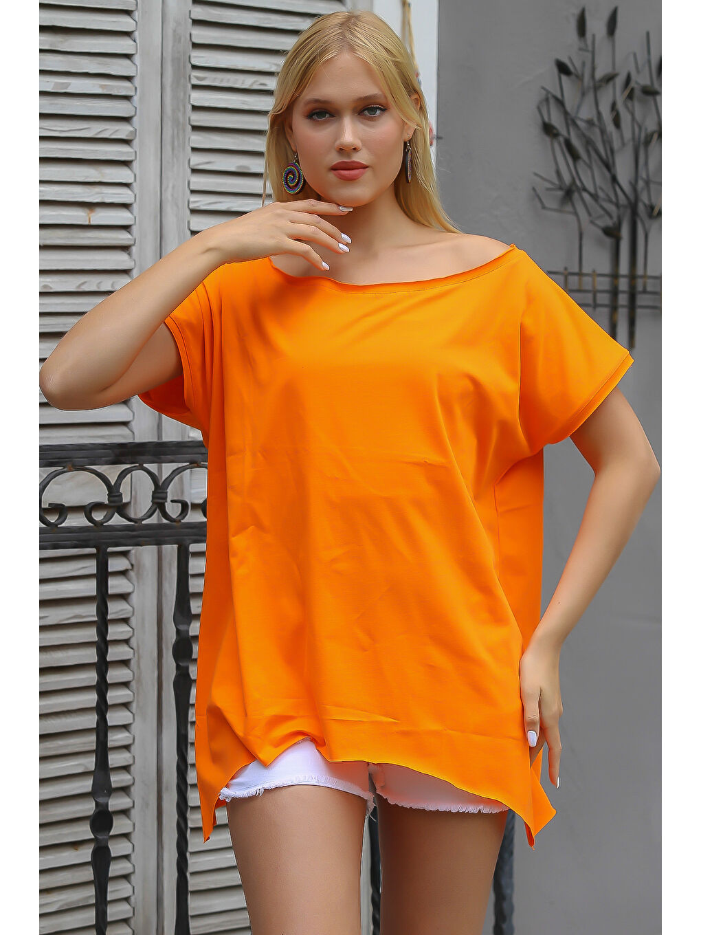 Turuncu Kayık Yaka Düşük Kol Örme Oversize Tişört-2