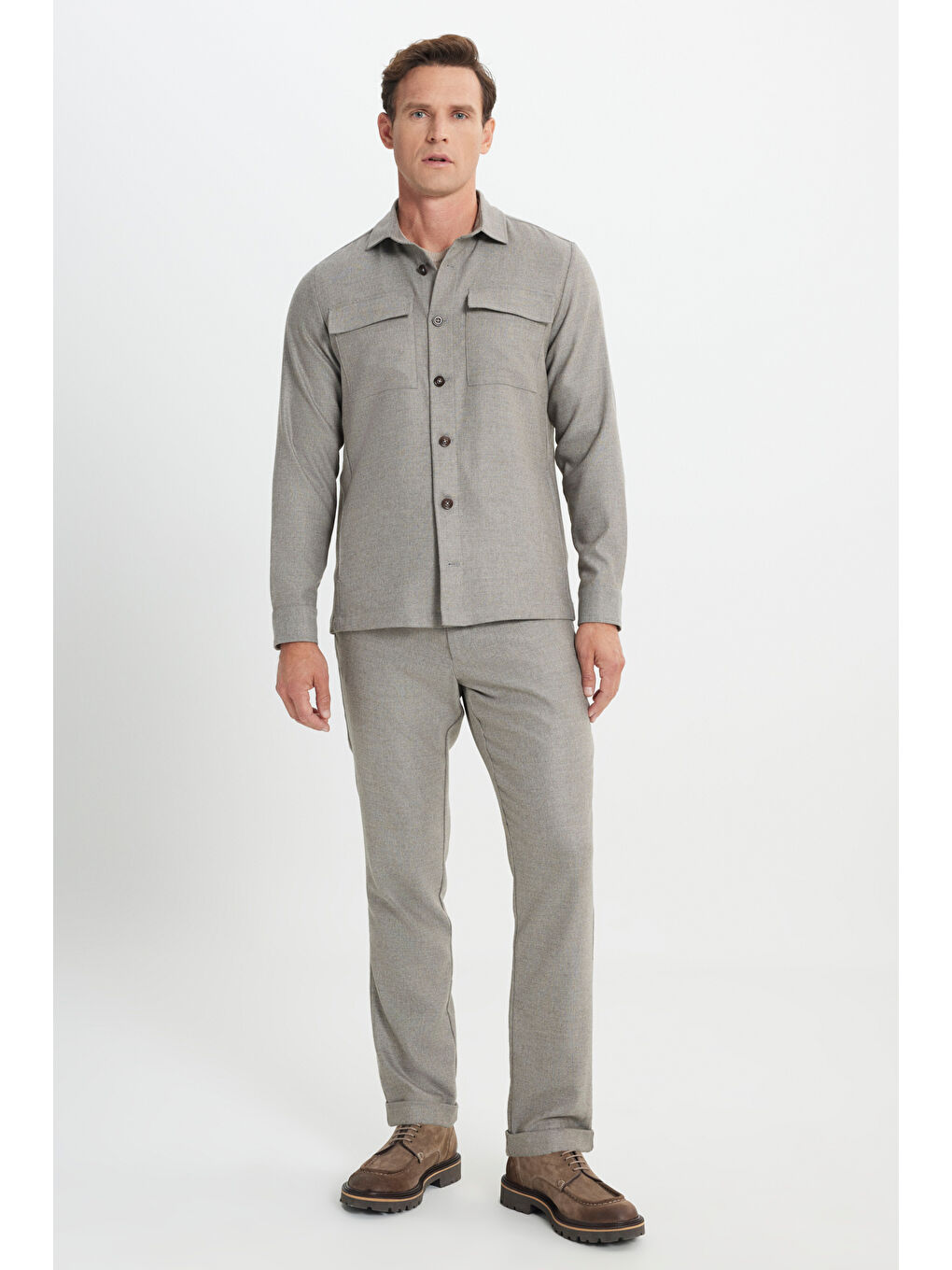 Erkek Bej-Gri Yünlü Relax Fit Rahat Kesim Beli Bağlamalı Diagonal Desenli Takım Elbise Pantolonu-1