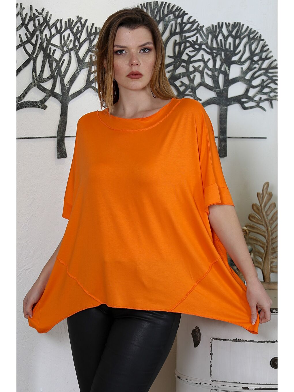 Turuncu Yuvarlak Yaka Kısa Kol Örme Oversize Casual Tişört-2