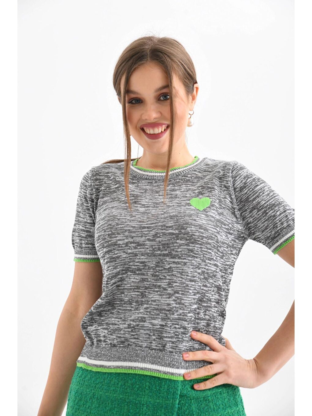 Yeşil Kalp Desenli Kısa Kol Mevsimlik Kazak-2