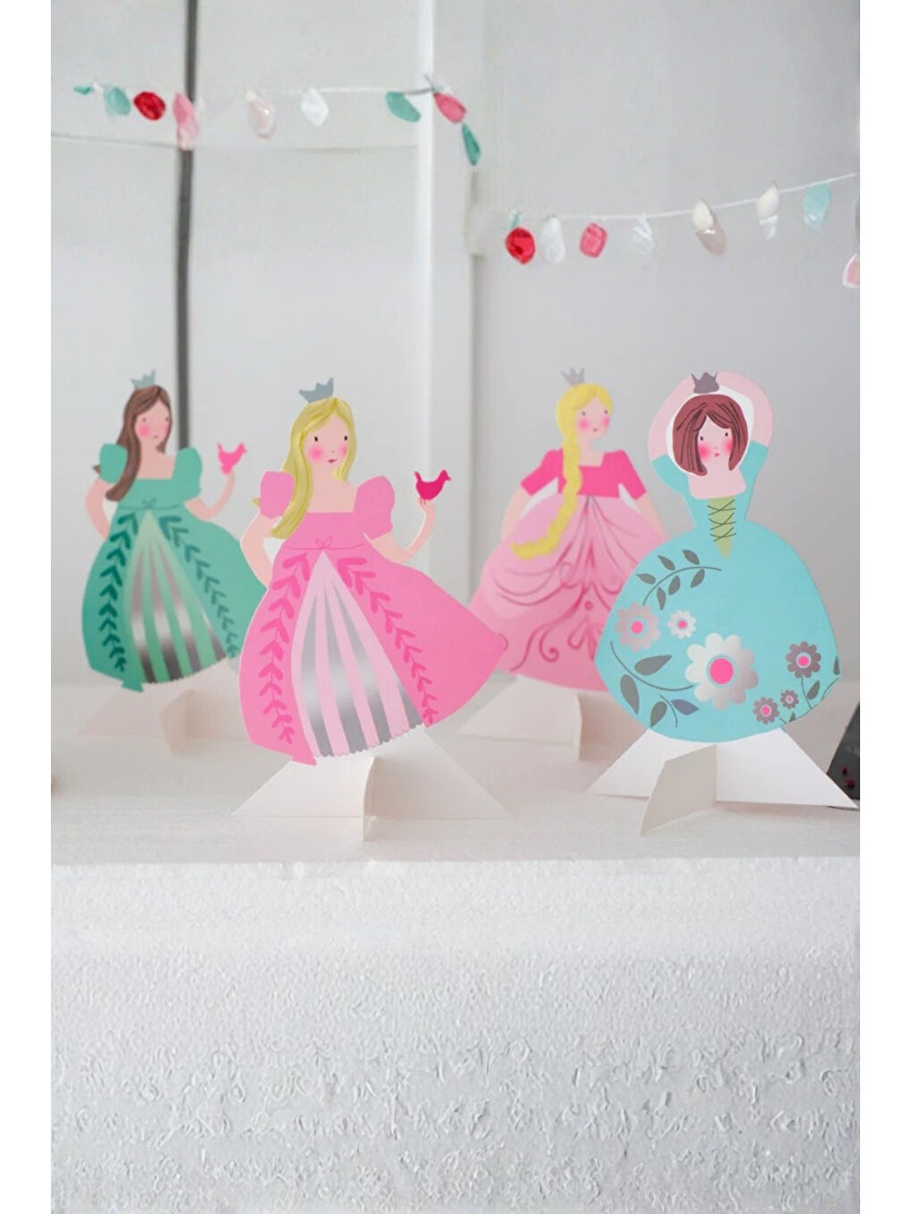 Karışık Çok Renkli Prenses Figür Parti Masa Süsü-1