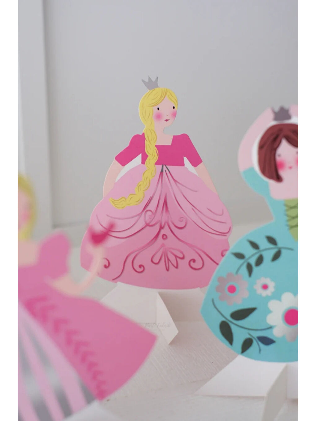 Karışık Çok Renkli Prenses Figür Parti Masa Süsü-2