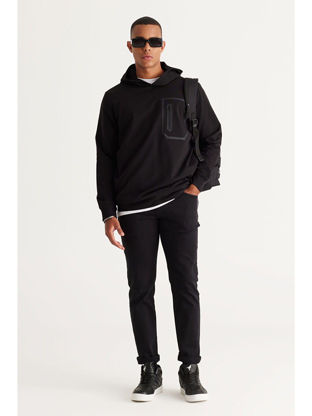 Erkek Siyah Standart Fit Normal Kesim Kapüşonlu Pamuklu Sweatshirt-1