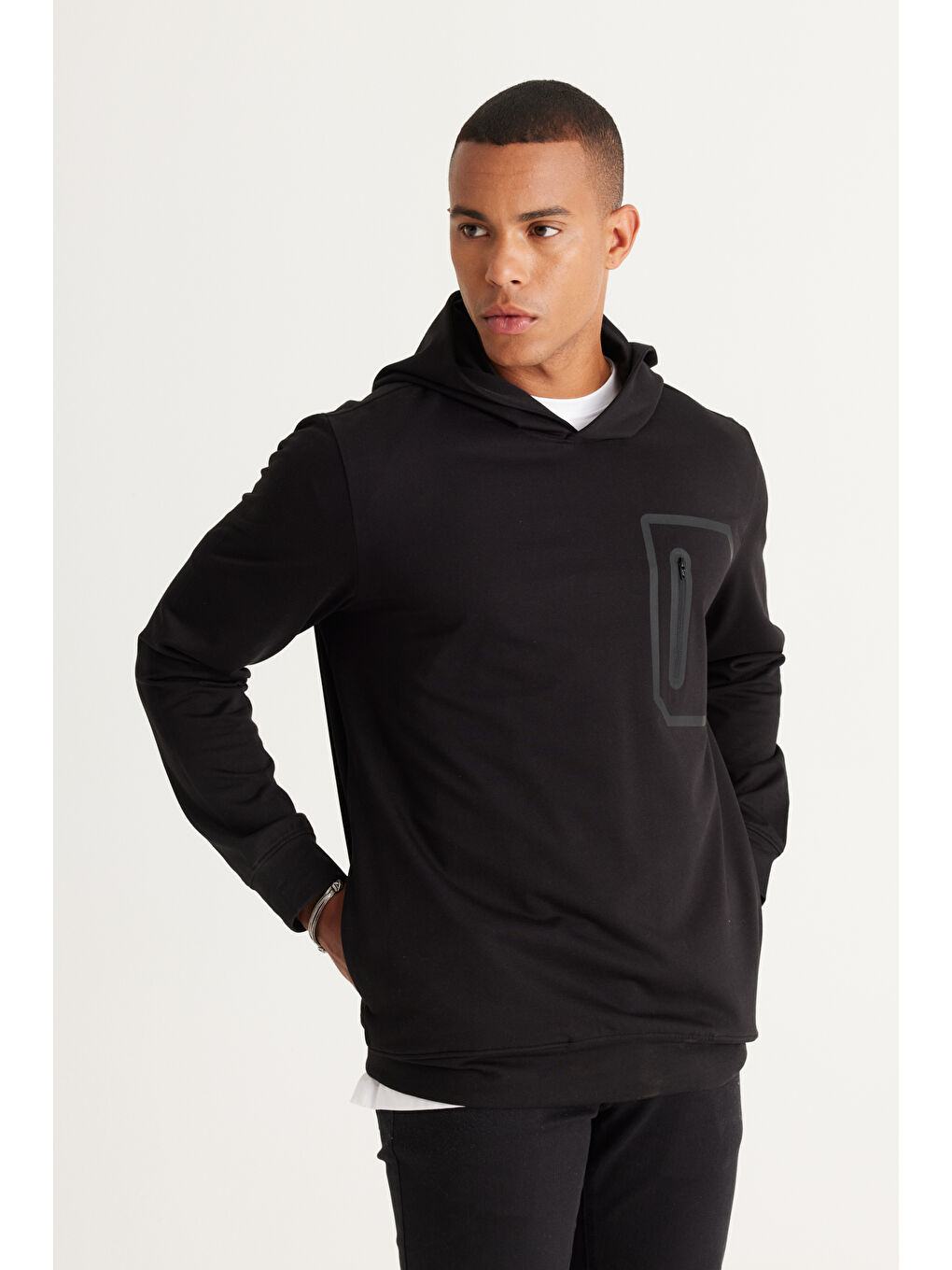 Erkek Siyah Standart Fit Normal Kesim Kapüşonlu Pamuklu Sweatshirt-3