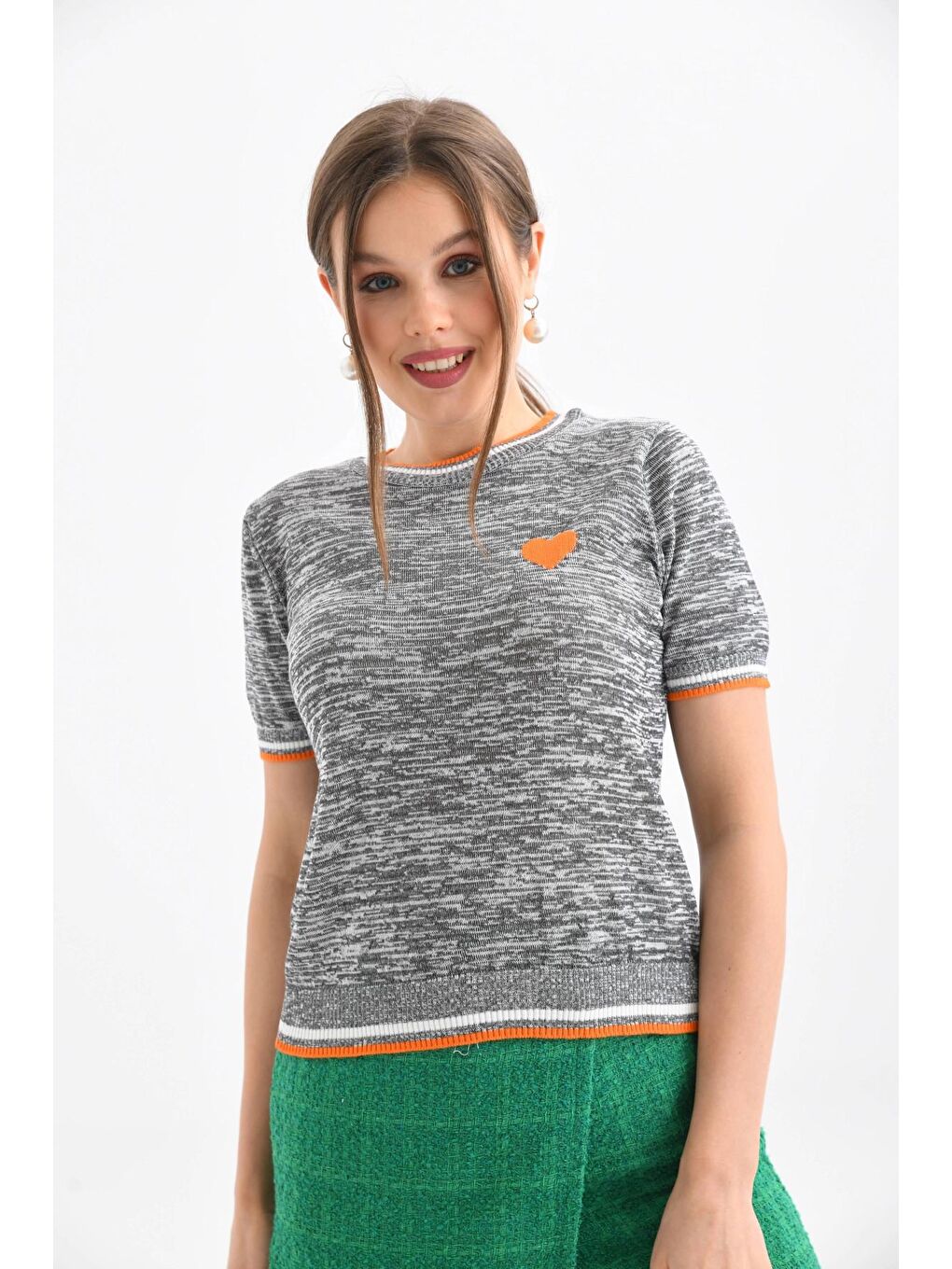 Turuncu Kalp Desenli Kısa Kol Mevsimlik Kazak-2