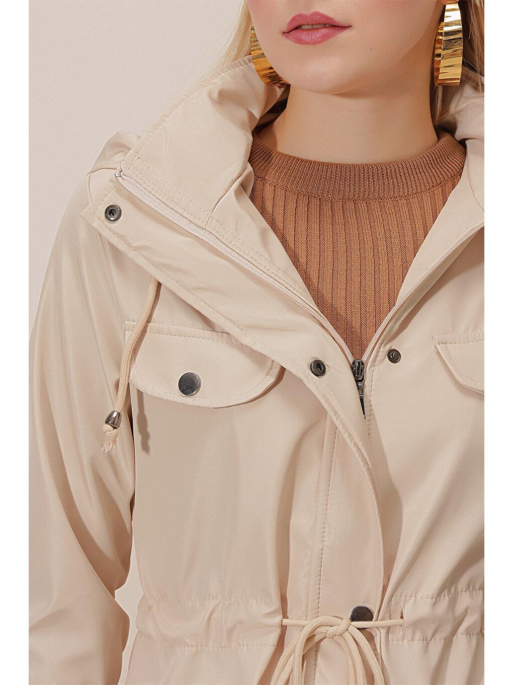 Ekru Kapüşonlu Kapak Cepli TRENÇ-4