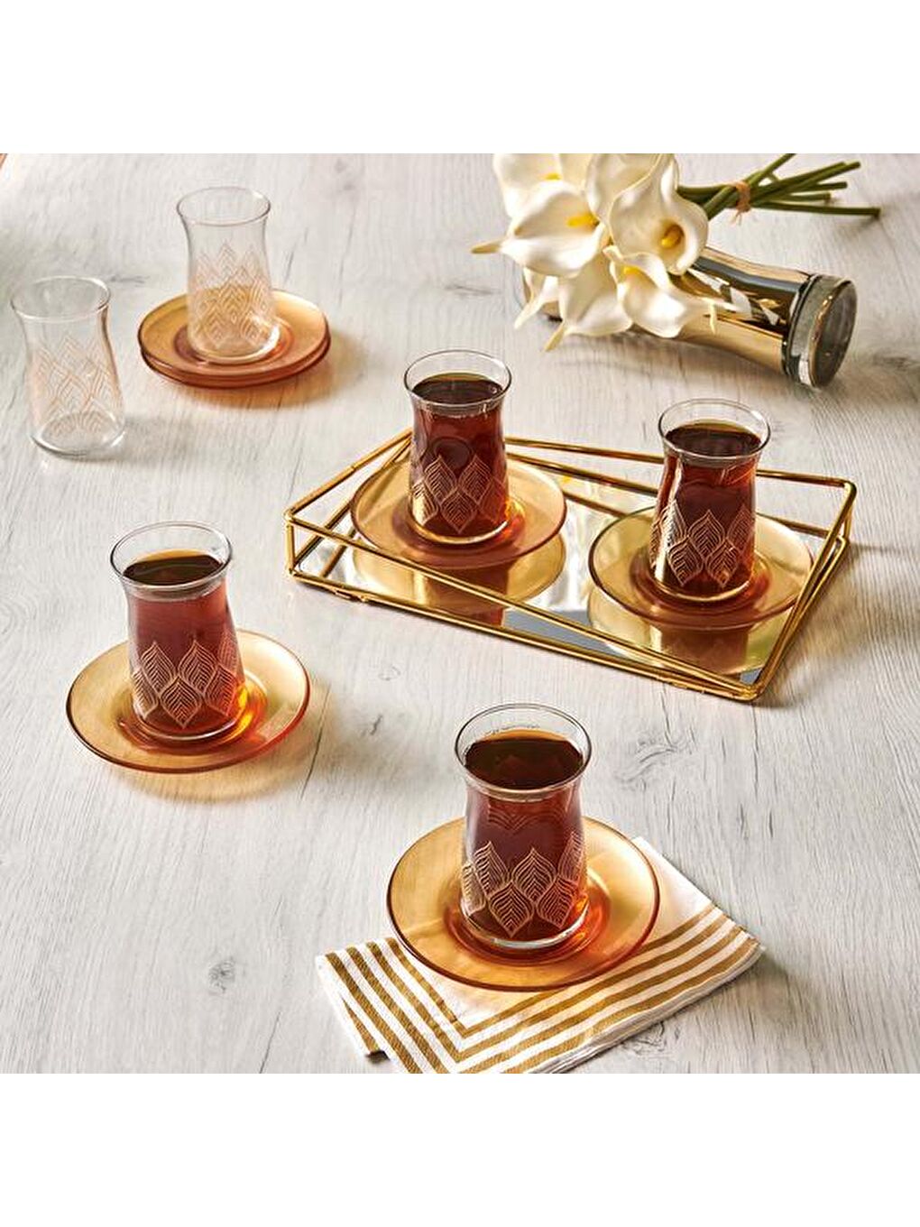 LAV Renksiz Leaf 12 Parça Çay Seti