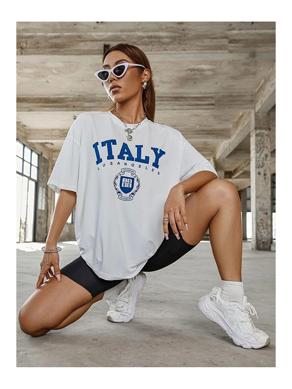 Trendseninle Beyaz Kadın Beyaz Oversize Italy Baskılı Tişört - 5