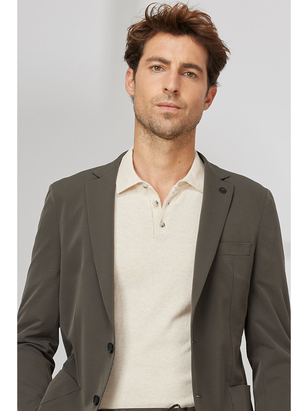 Erkek Haki Slim Fit Dar Kesim Kırlangıç Yaka Çizgili Takım Elbise-1