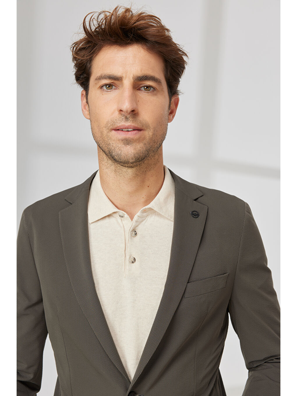 Erkek Haki Slim Fit Dar Kesim Kırlangıç Yaka Çizgili Takım Elbise-2