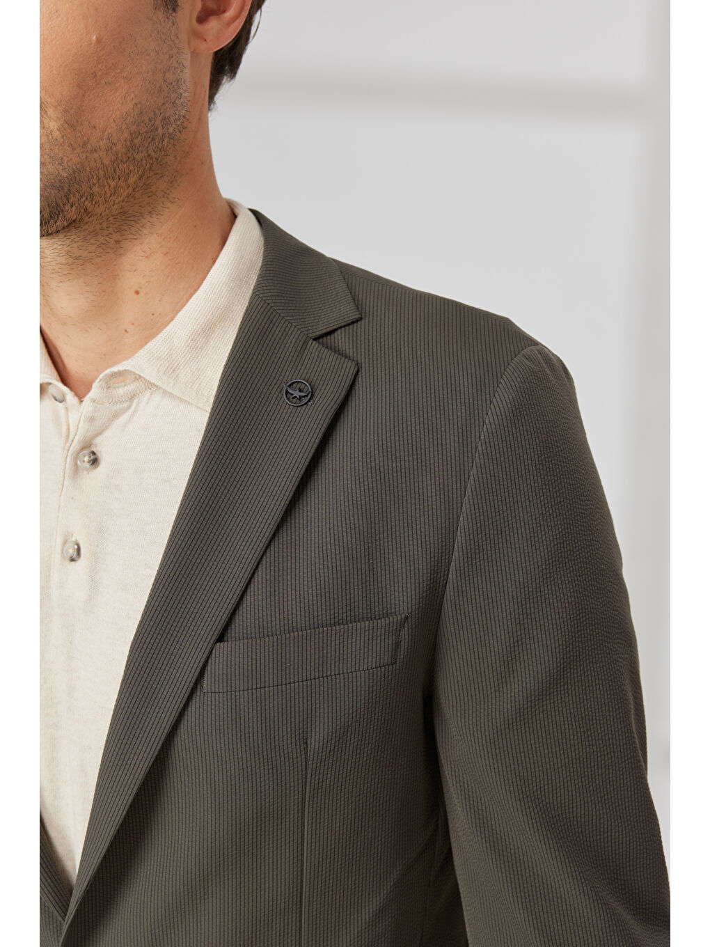 Erkek Haki Slim Fit Dar Kesim Kırlangıç Yaka Çizgili Takım Elbise-3