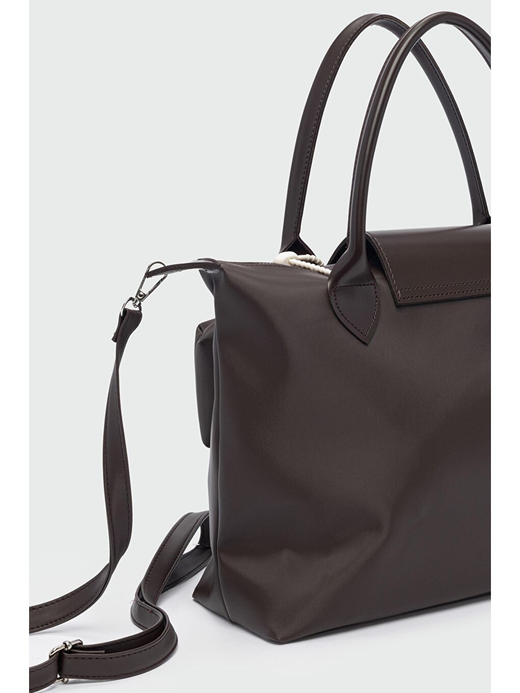 Kahverengi Booster Charmlı Omuz Çantası Kahve-3