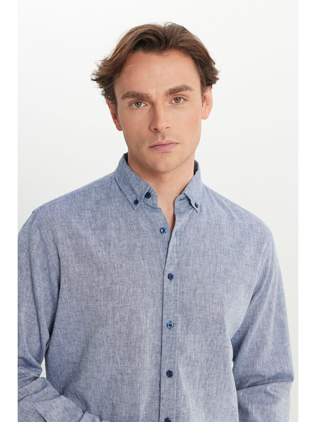 Erkek Lacivert Pamuklu Keten Comfort Fit Rahat Kesim Düğmeli Yaka Armürlü Gömlek-3