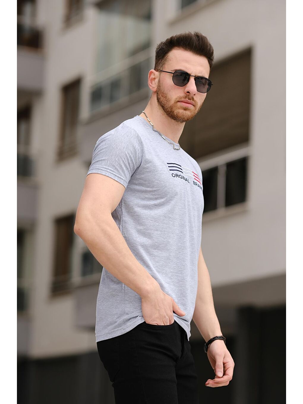 Gri Brand Nakışlı Slim Fit Elastanlı Erkek Tişört-1